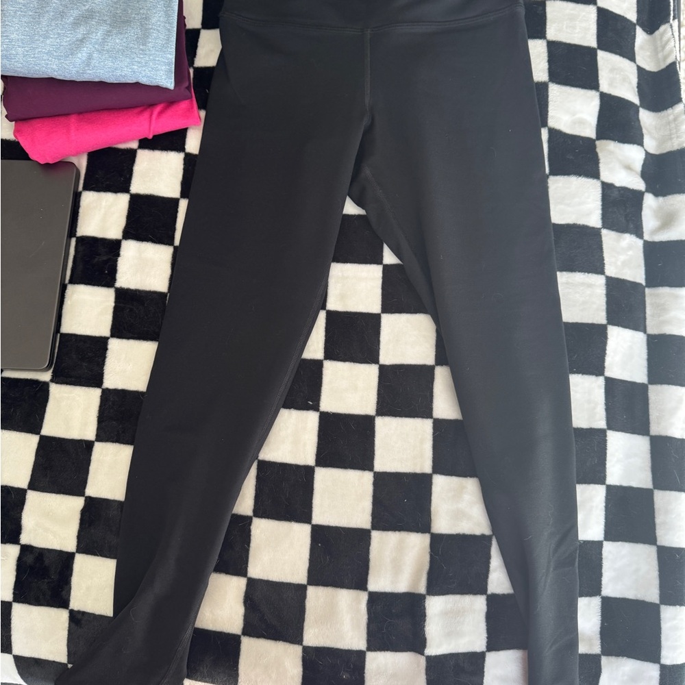 Fleo Women’s El Toro High Rise 25’’
Black 
Medium 
Worn Twice
